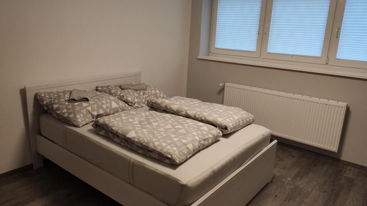 Schoene Zentrale Zimmer In Wilhelmshaven Apartment Exterior foto