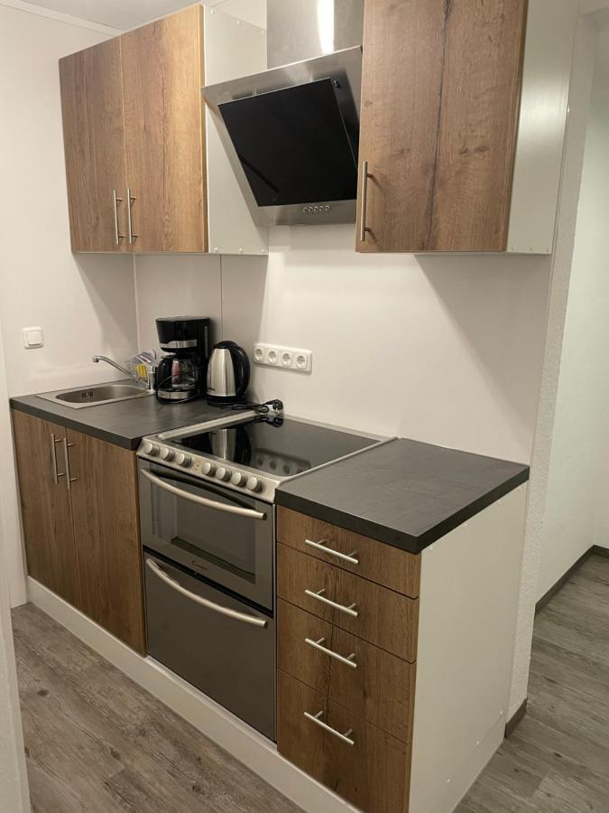 Schoene Zentrale Zimmer In Wilhelmshaven Apartment Exterior foto