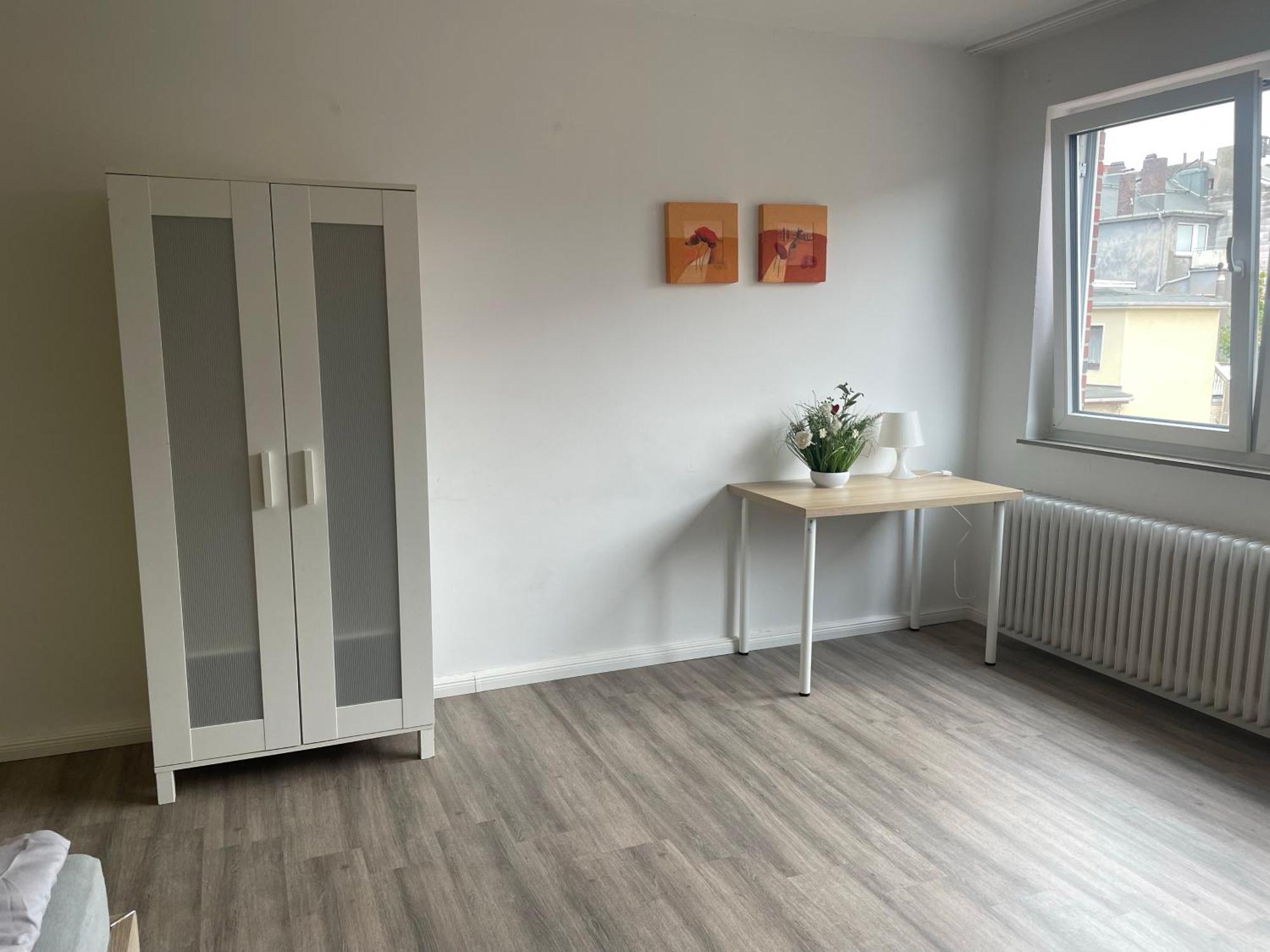 Schoene Zentrale Zimmer In Wilhelmshaven Apartment Exterior foto