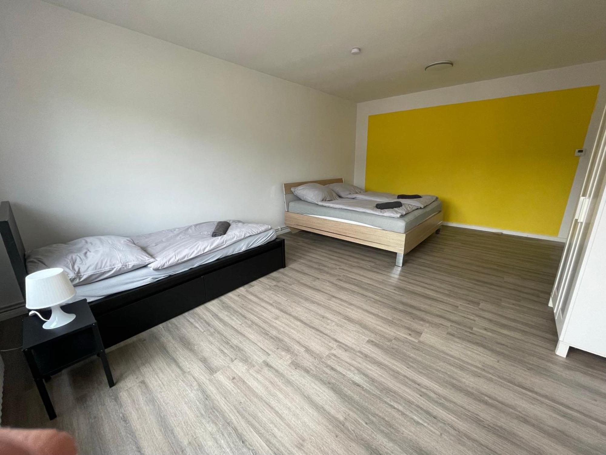 Schoene Zentrale Zimmer In Wilhelmshaven Apartment Exterior foto